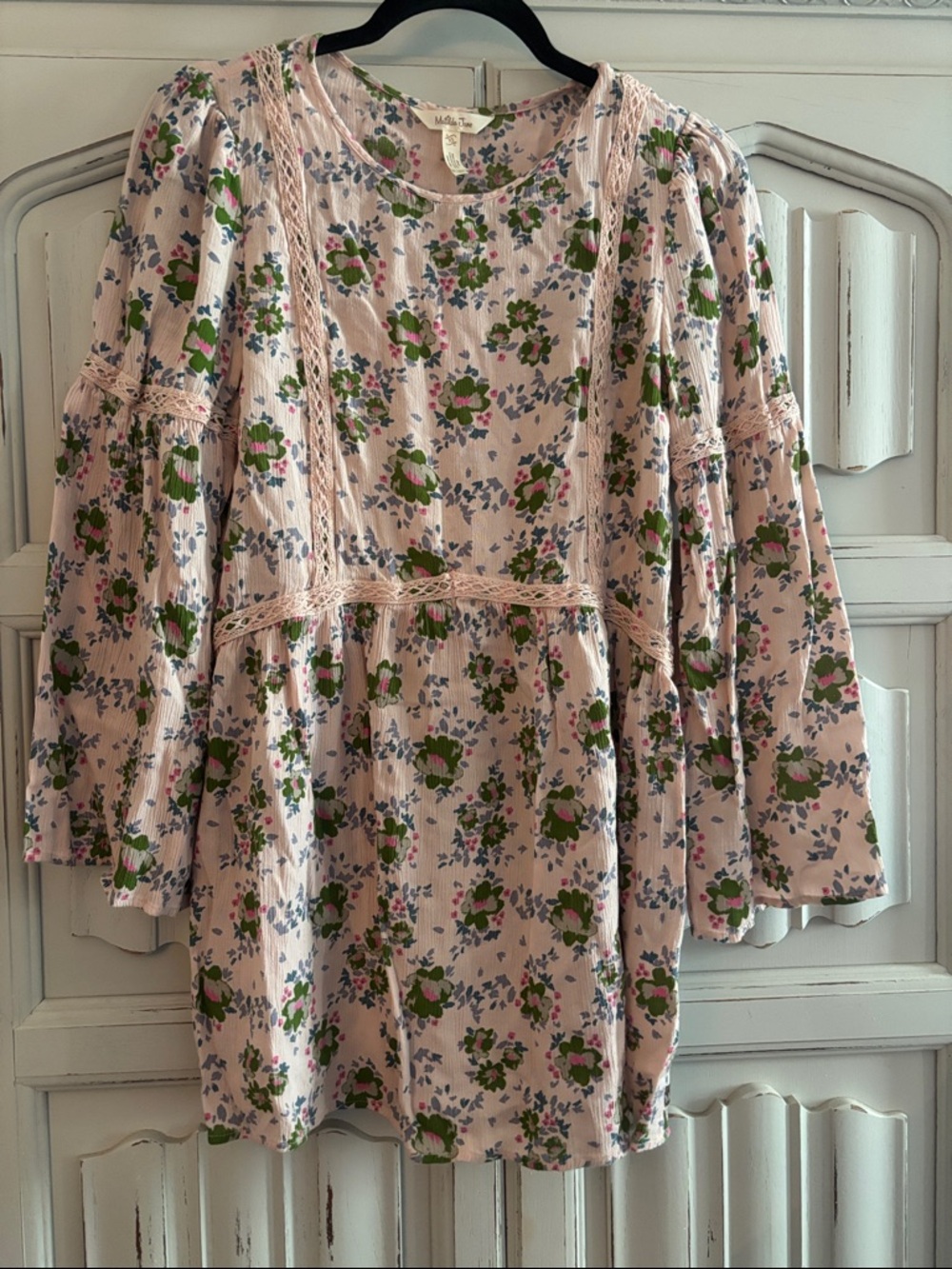 Matilda Jane “Like a lady tunic” Pink Floral Lace-Trim Peasant blouse